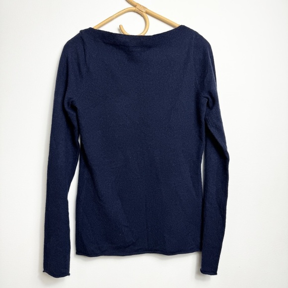 J.Crew 100% cashmere sweater in navy blue - Picture 3 of 8